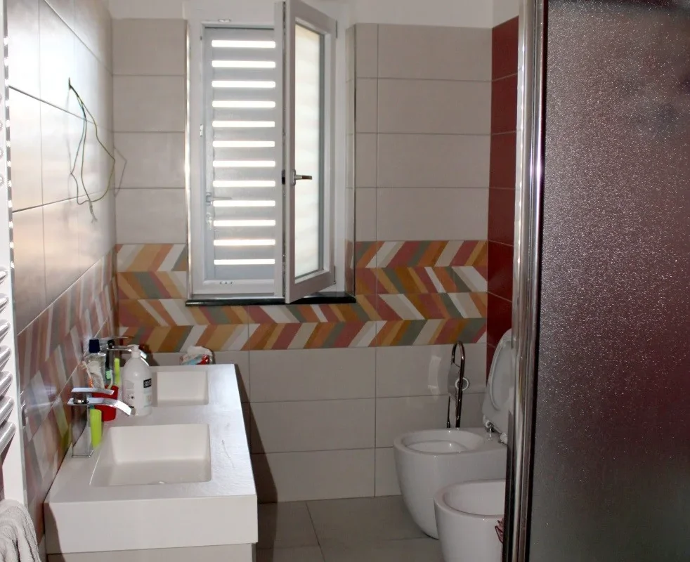 Casa indipendente 7.5 locali a Cellole (CE)