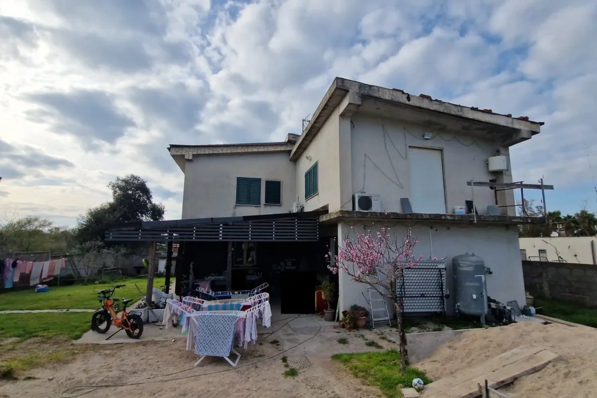 Casa indipendente a Aprilia (LT)