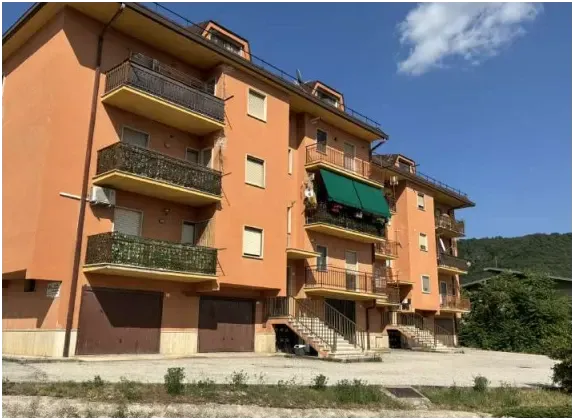 Appartamento a L'Aquila (AQ)