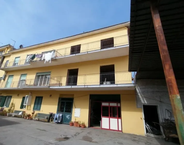 Appartamento 5.5 locali a Minturno (LT)