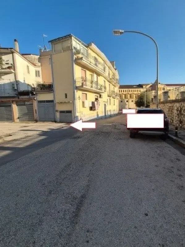 Magazzino a Capua (CE)