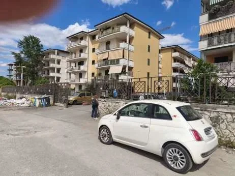 Appartamento 6 locali a Orta di Atella (CE)