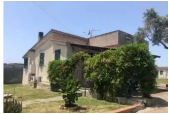Proprietà superficiaria - Villa a Aprilia (LT)
