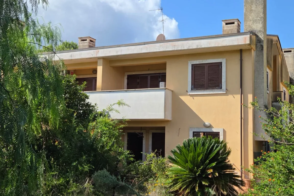Villa a Schiera 5.5 locali a Fondi (LT)