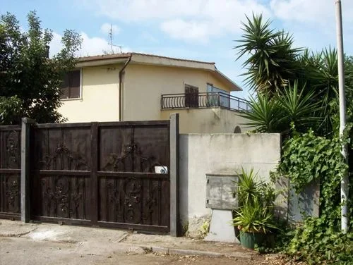 Villa a Aprilia (LT)