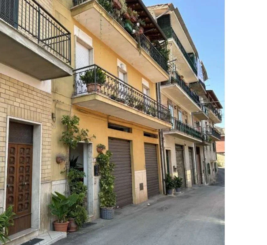 Appartamento 6 locali a Sonnino (LT)