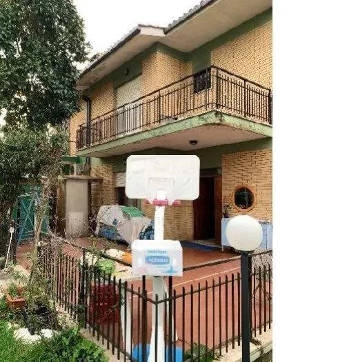 Villa 10.5 locali a Terracina (LT)