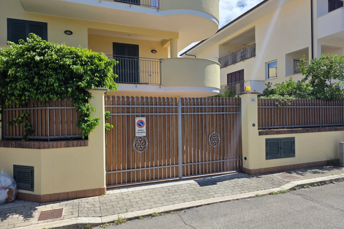 Villa 9 locali a Fondi (LT)