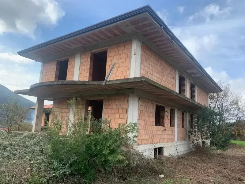 Casa indipendente a Fondi (LT)