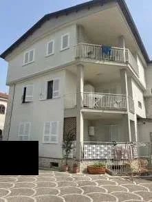 Appartamento 5.5 locali a Trentola Ducenta (CE)