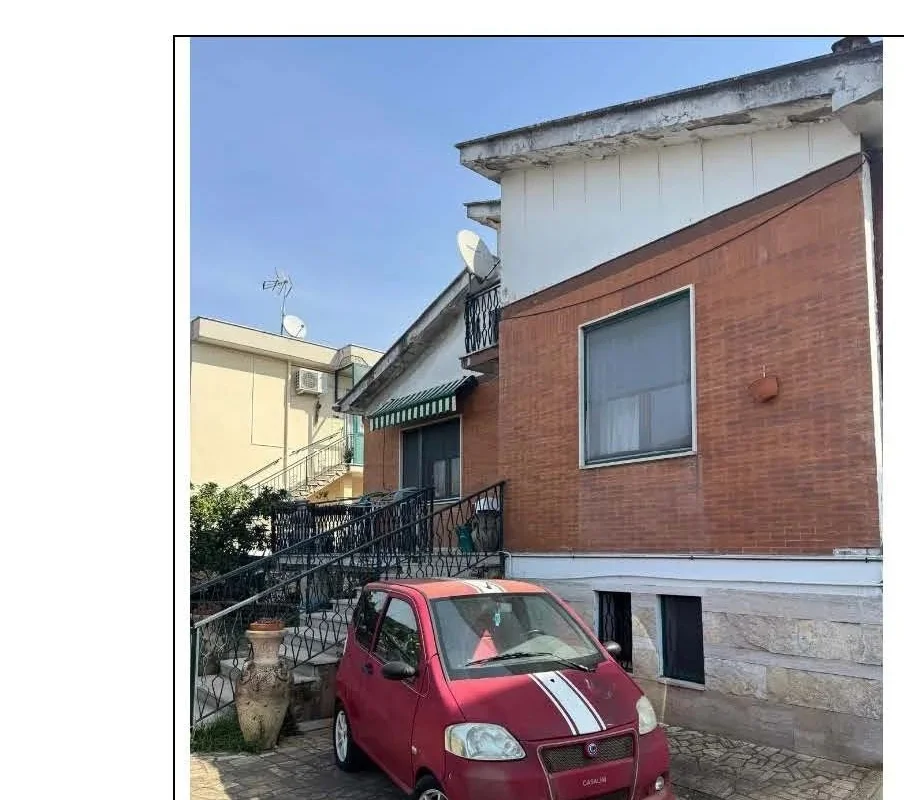 Casa indipendente 6 locali a Cisterna di Latina (LT)