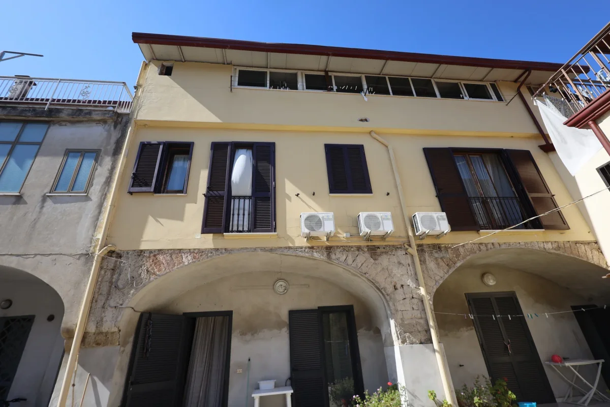 Appartamento 6 locali a Marcianise (CE)